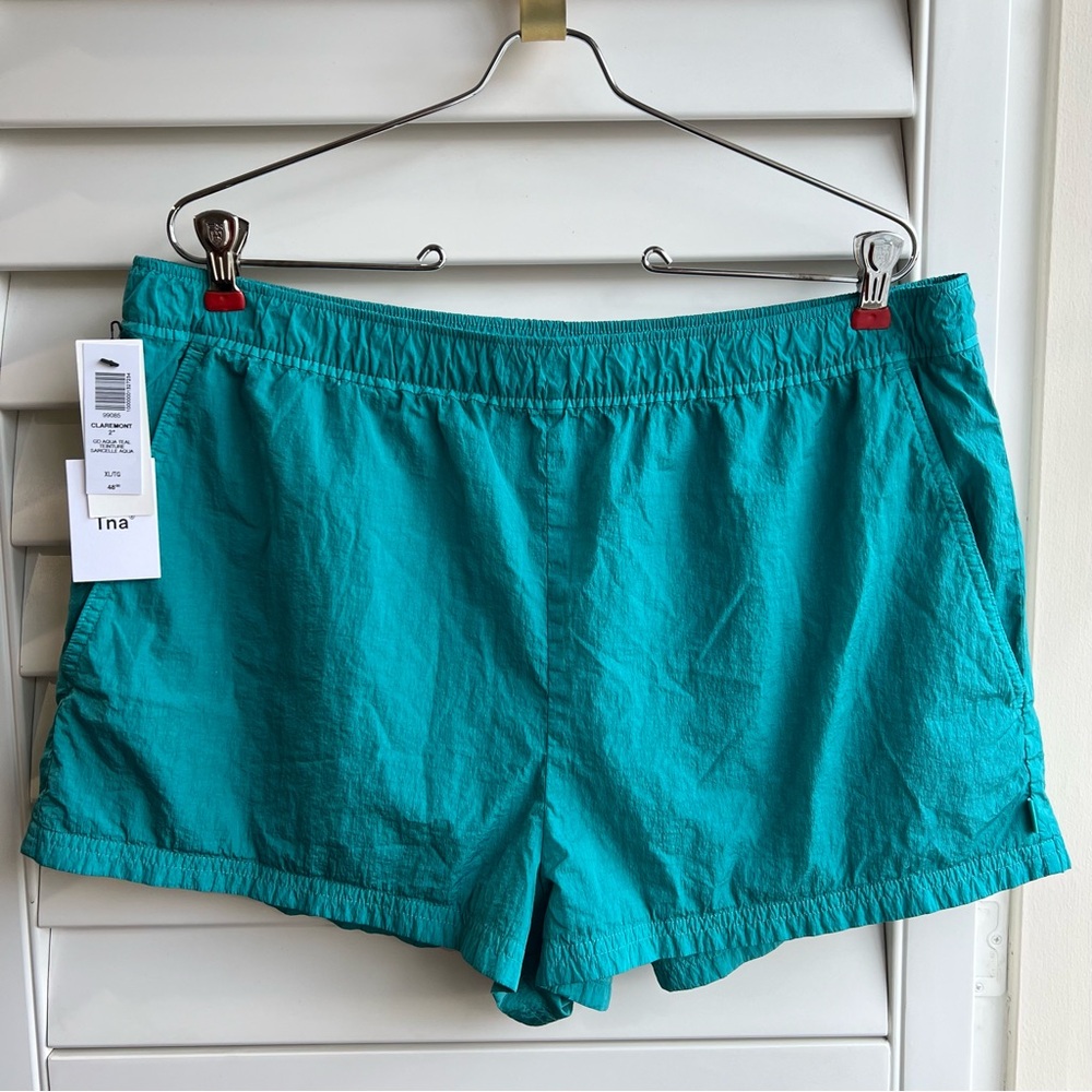Aritzia Tna Claremont 2" Shorts in Aqua Teal